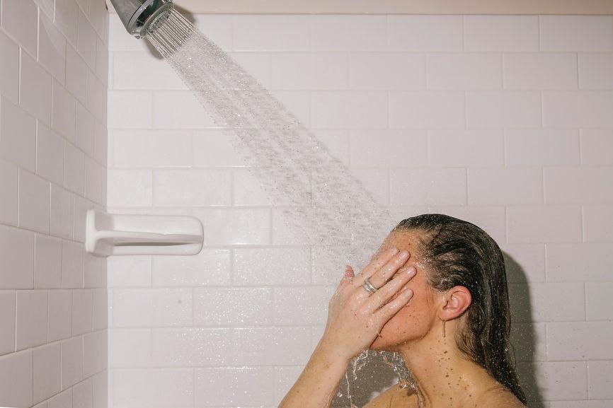 ic: 4 SHOWER MISTAKES THAT CAN TRIGGER BACNE