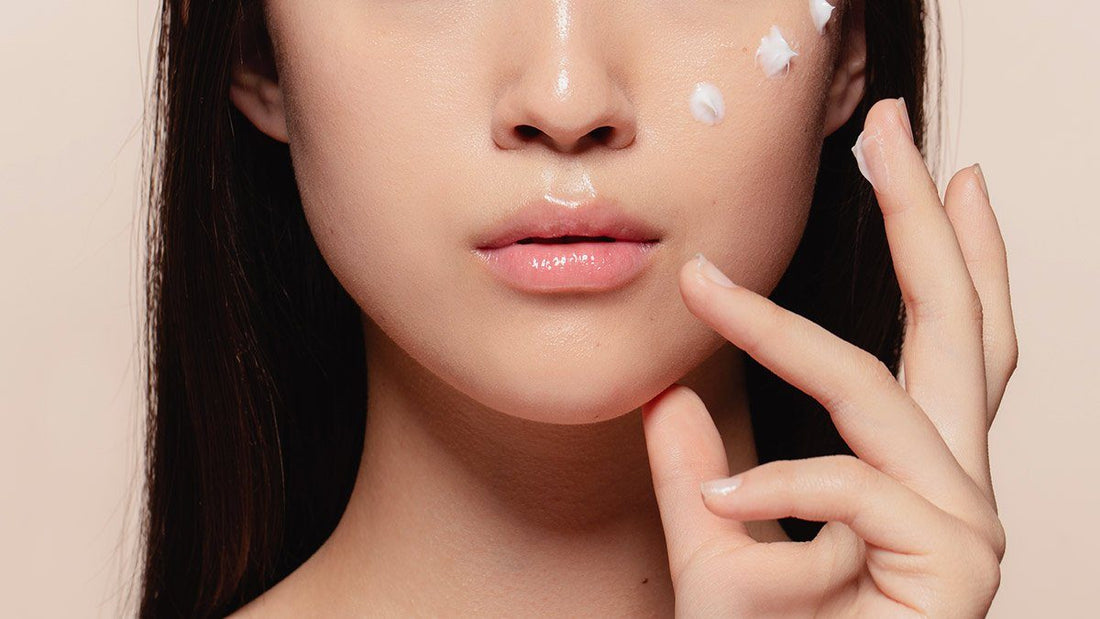 ic: HERE'S HOW HARD WATER COULD BE SABOTAGING YOUR OILY SKIN